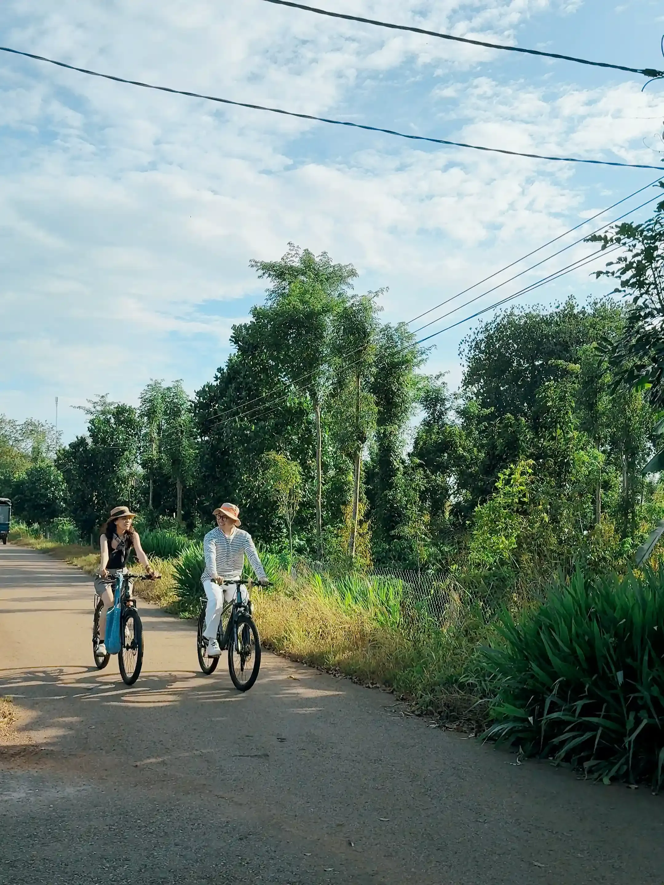 Đạp Xe Giữa Thiên Nhiên